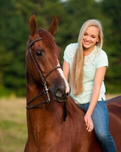 She loves her horse - Senior Picture in Kennebunk
